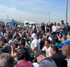 Tüpraş sözleşmesi memleket meselesi! Tüpraş işçisinin kavgası hepimizin kavgası!