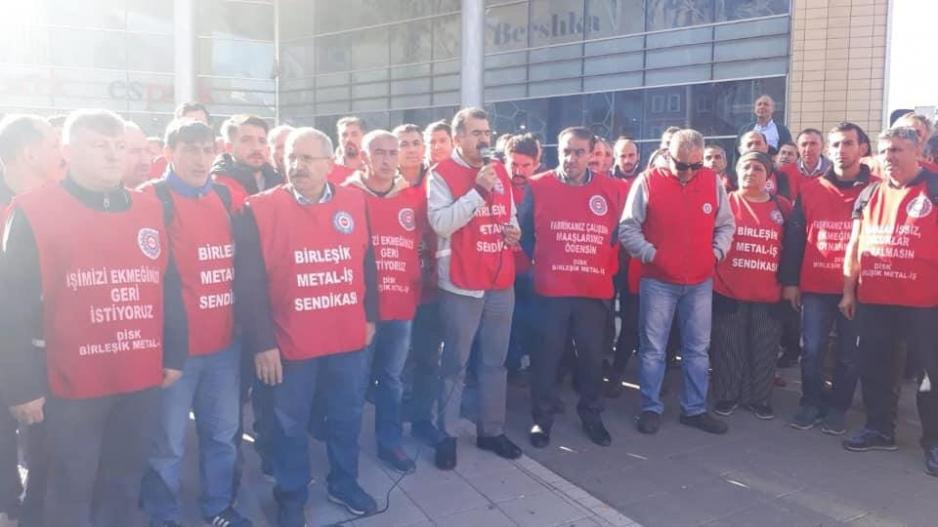 Metal işçisi yol gösteriyor: Ya mücadele ya mücadele!