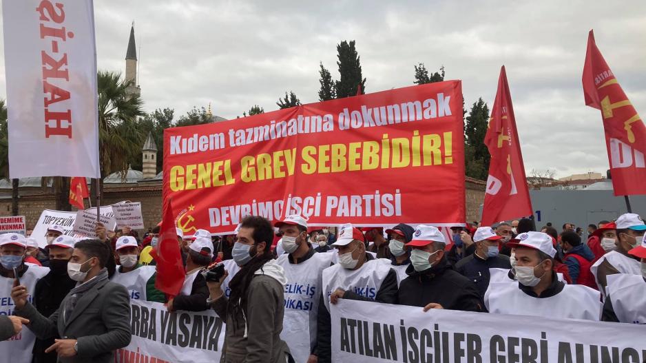 İşçiler kıdem tazminatı ve esnek çalışmada kırmızı çizgiyi geçirmedi! İşçiler kıdem tazminatı ve esnek çalışmada kırmızı çizgiyi geçirmedi!