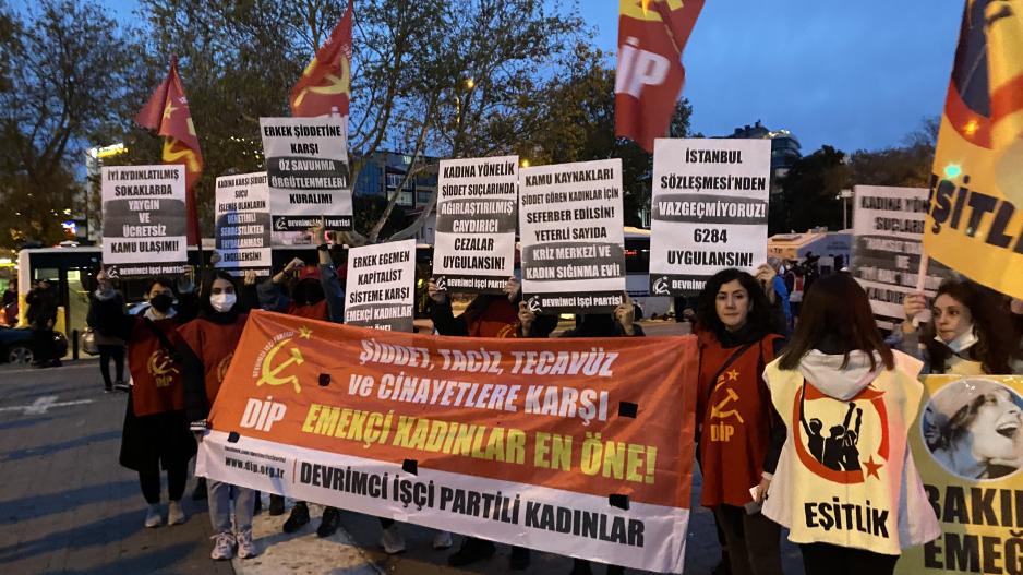İstanbul Kadıköy’de sömürüye ve şiddete karşı emekçi kadınlar en öne diyerek alandaydık!