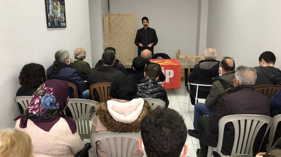 İstanbul İkitelli’de ekonomik kriz ve emekçi halkın çıkış yolu paneli düzenlendi