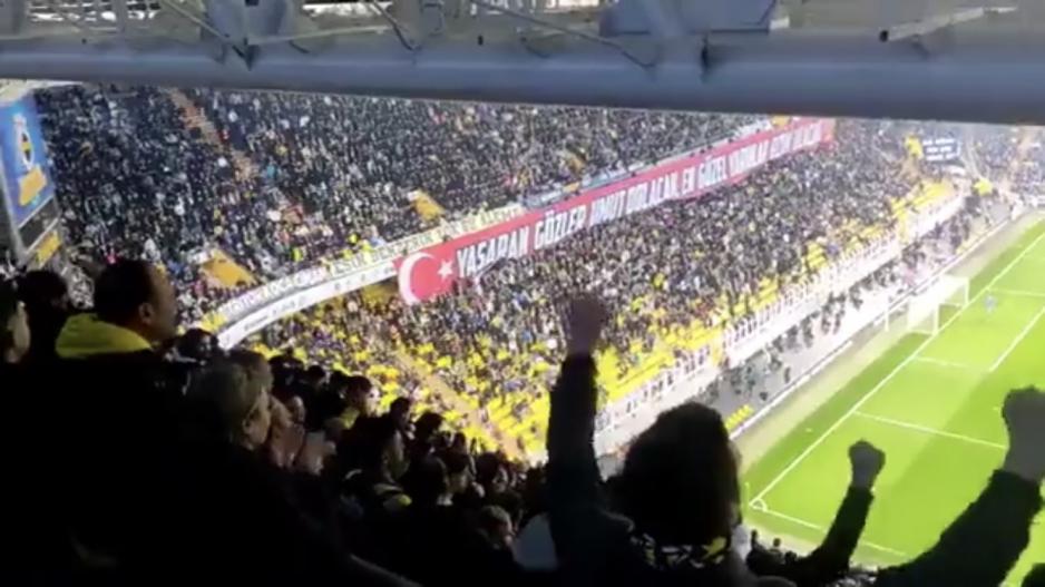 Bahçeli stadyumları susturma ve halktan arındırma görevini kulüp patronlarına verdi!