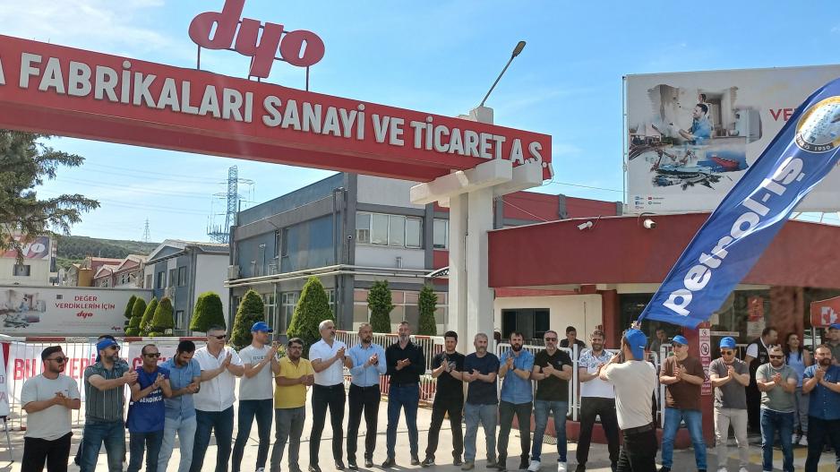 DYO işçileri grevde: Hak verilmez alınır!