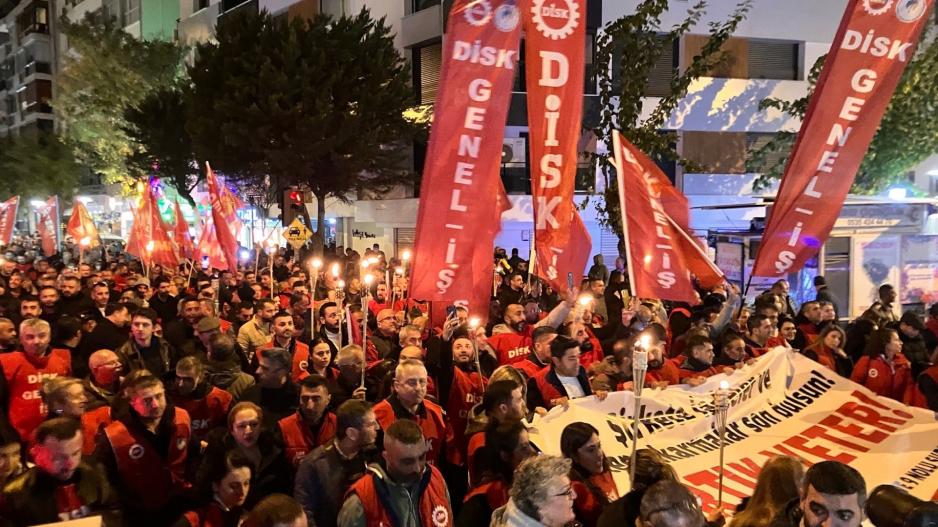 İşçi düşmanı Cemil Tugay yenilecek, direnen belediye işçileri kazanacak!